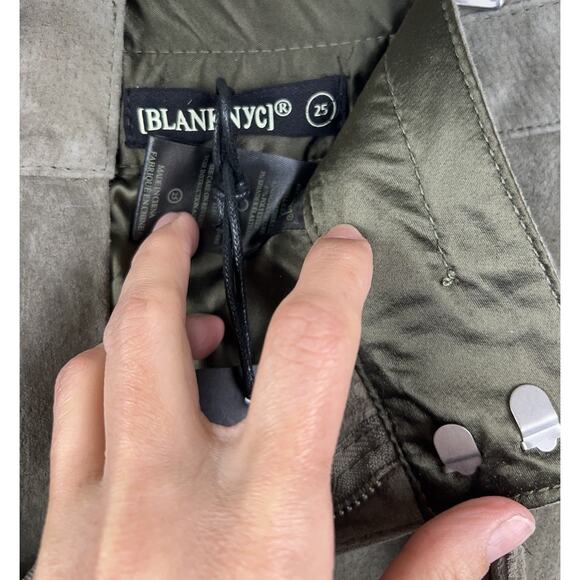 BLANK NYC Olive Green Suede Leather Paperbag Shorts Tie Waist Size 25 - Picture 4 of 10